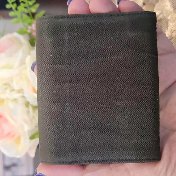 Authentic Prada card wallet - Picture 2 of 8